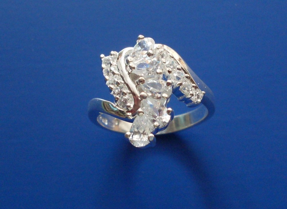 Viktorie - prsten s čirými zirkony , Materiál: Stříbro, ryzost 925/1000