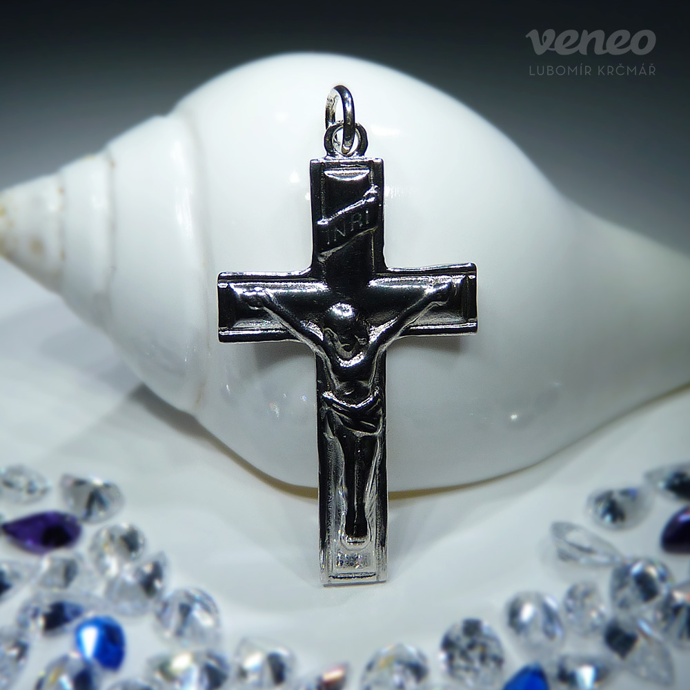 Přívěsek kříž s Kristem střední Z139, Materiál: Stříbro, ryzost 925/1000