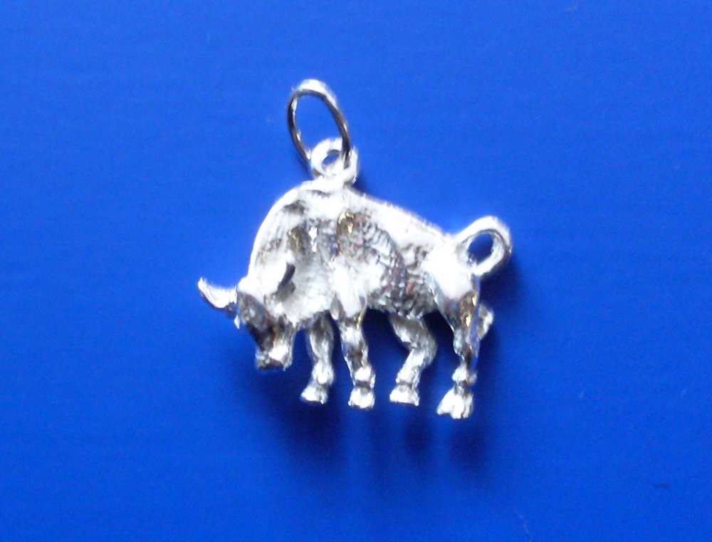 Přívěsek býk plastický Z232, Materiál: Stříbro, ryzost 925/1000